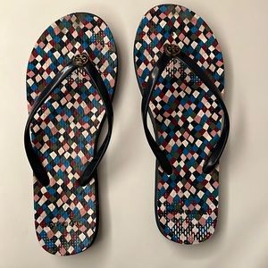 Tory Burch Navy Patterned Flip Flops Size 8